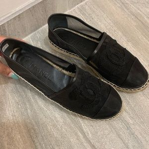 COPY - Chanel shoes barely worn still like new